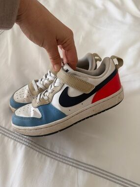 Nike Kids White, Blue, Tan Low-Top Sneakers